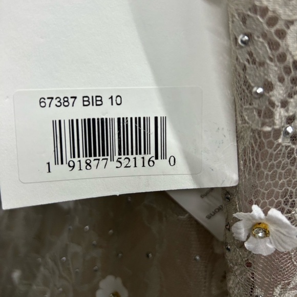 Mac Duggal 67387 NWT FLORAL EMBELLISHED LACE A-LINE COCKTAIL DRESS - Picture 7 of 8